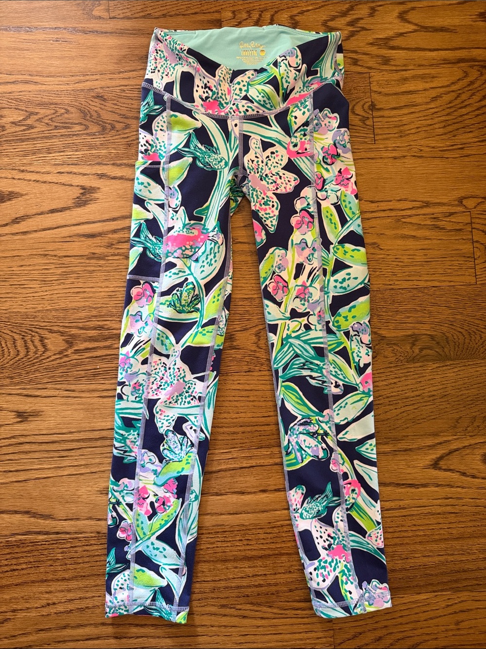 Lilly Pulitzer Luxletic Navy Floral-Print Performance Leggings with Pink &